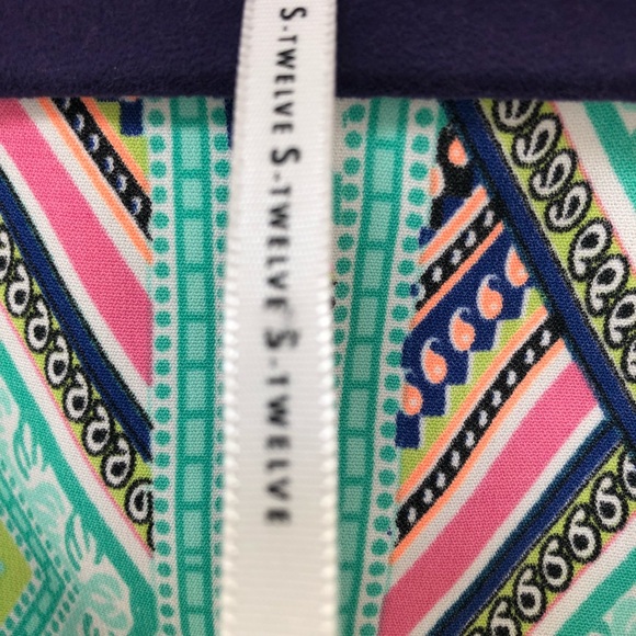 Cold shoulder top - Picture 2 of 6